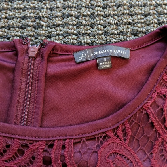 Andrianna Papell Lace Top - Picture 2 of 4